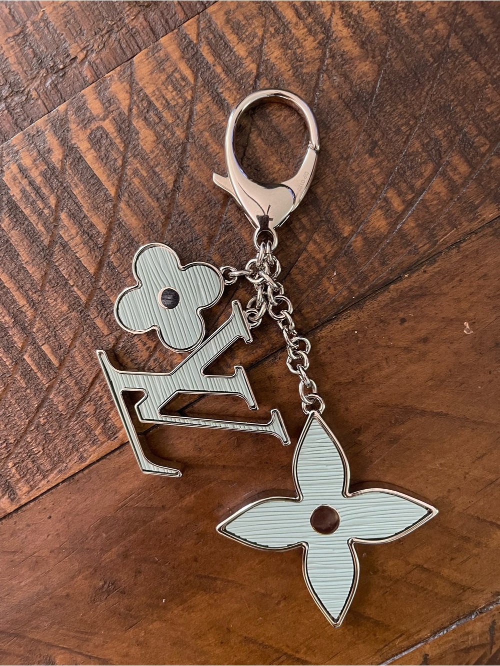Louis Vuitton Aqua Fleur D’Epi Silver Tone Bag Charm